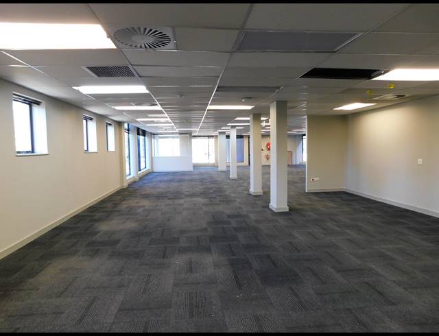 854M² OFFICE TO LET IN WAVERLEY